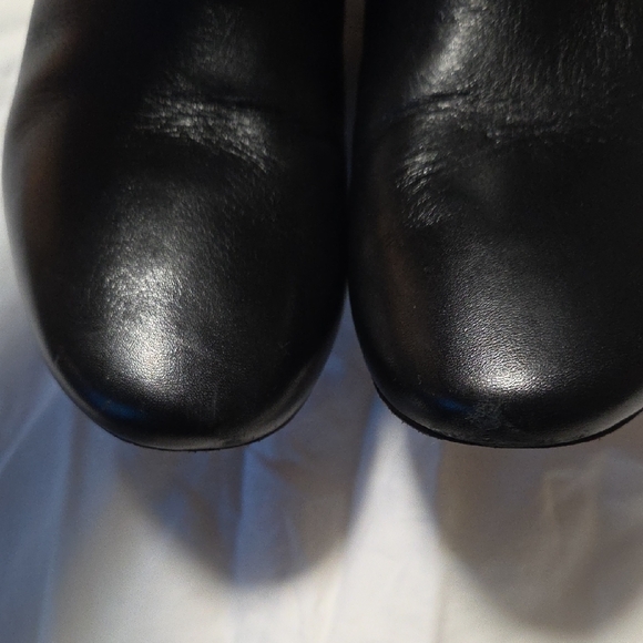 Tory Burch Black Heeled Boots with Gold Accent - Picture 14 of 16